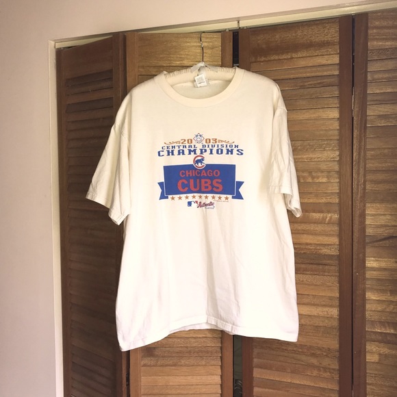 Lee Sport Other - Chicago Cubs 2003 Central Division T-Shirt EUC.